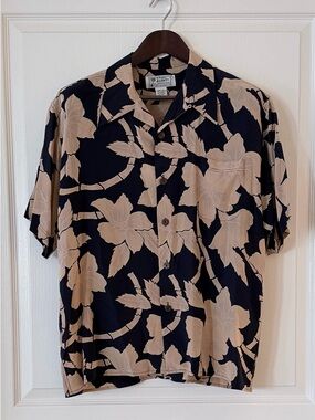 Avanti Navy Short-Sleeve Silk Hawaiian Shirt with Beige Floral Print